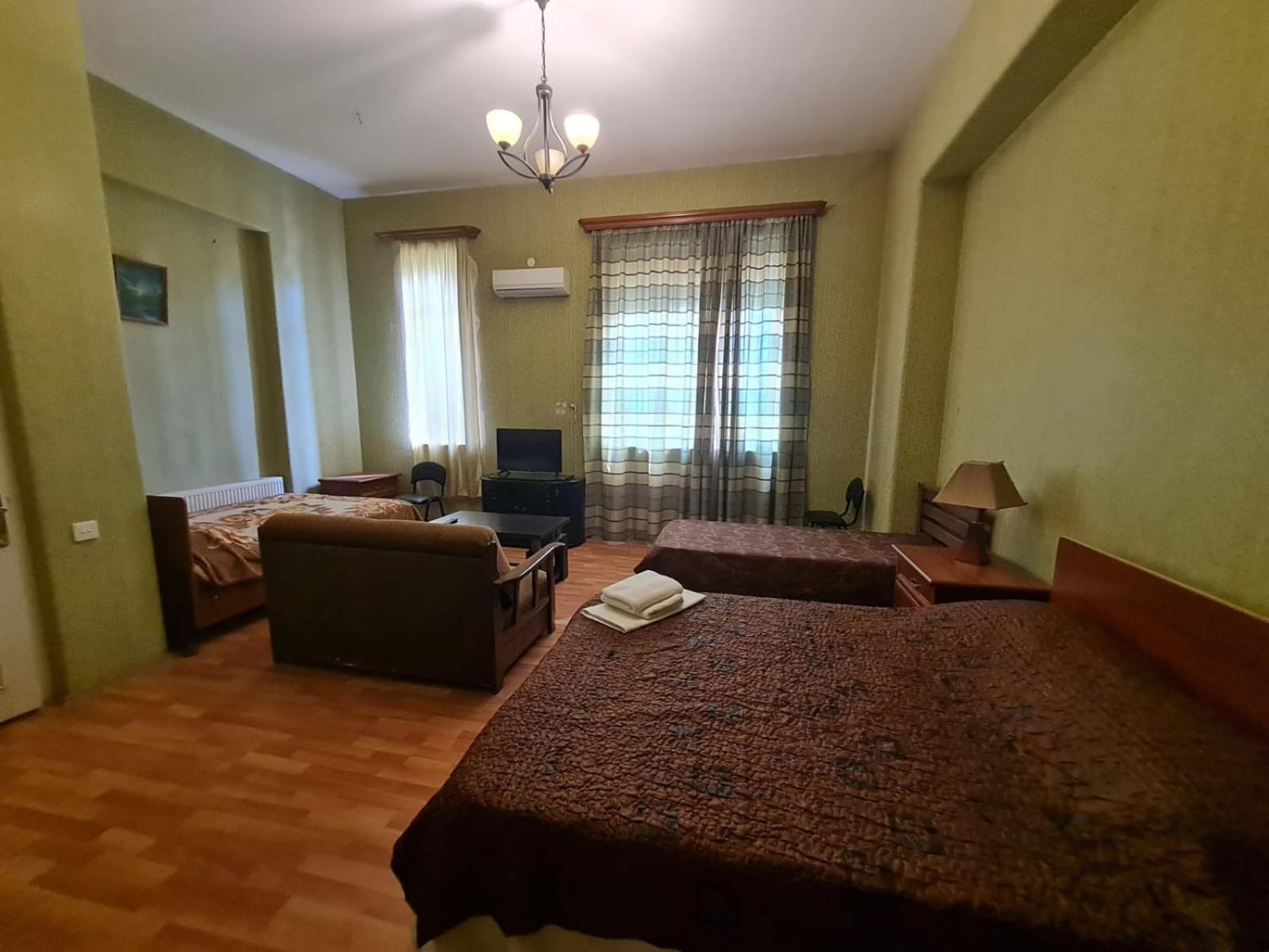Piano Hotel Tbilisi Ngoại thất bức ảnh